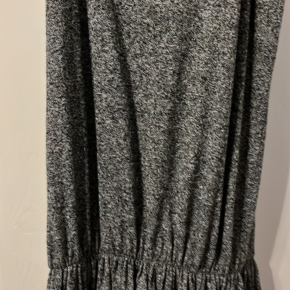 Three sunny dresses: NWT Black JCrew, Grey knit Gap, Marled Agnes B Sundresses - Picture 11 of 15